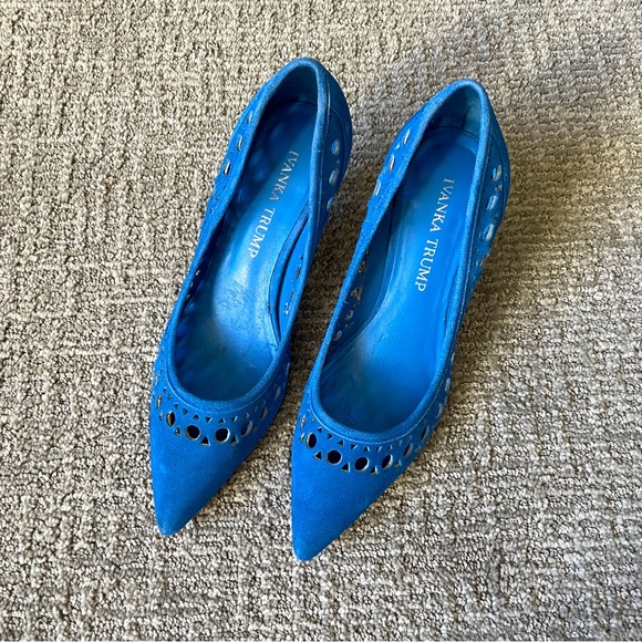 Ivanka Trump Blue Suede Cutout Pumps, Size 5.5 - Picture 1 of 9